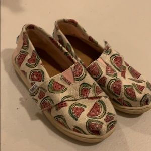 Girls watermelon TOMs